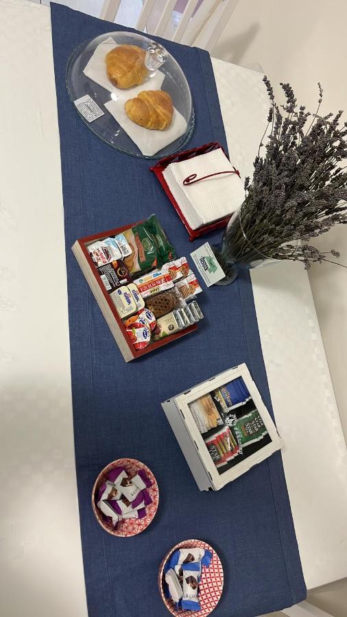 Sistershouse Lägenhet Neapel Exteriör bild
